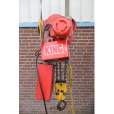 1500 kilo 4,5 meter kettingtakel. Gebruikt.